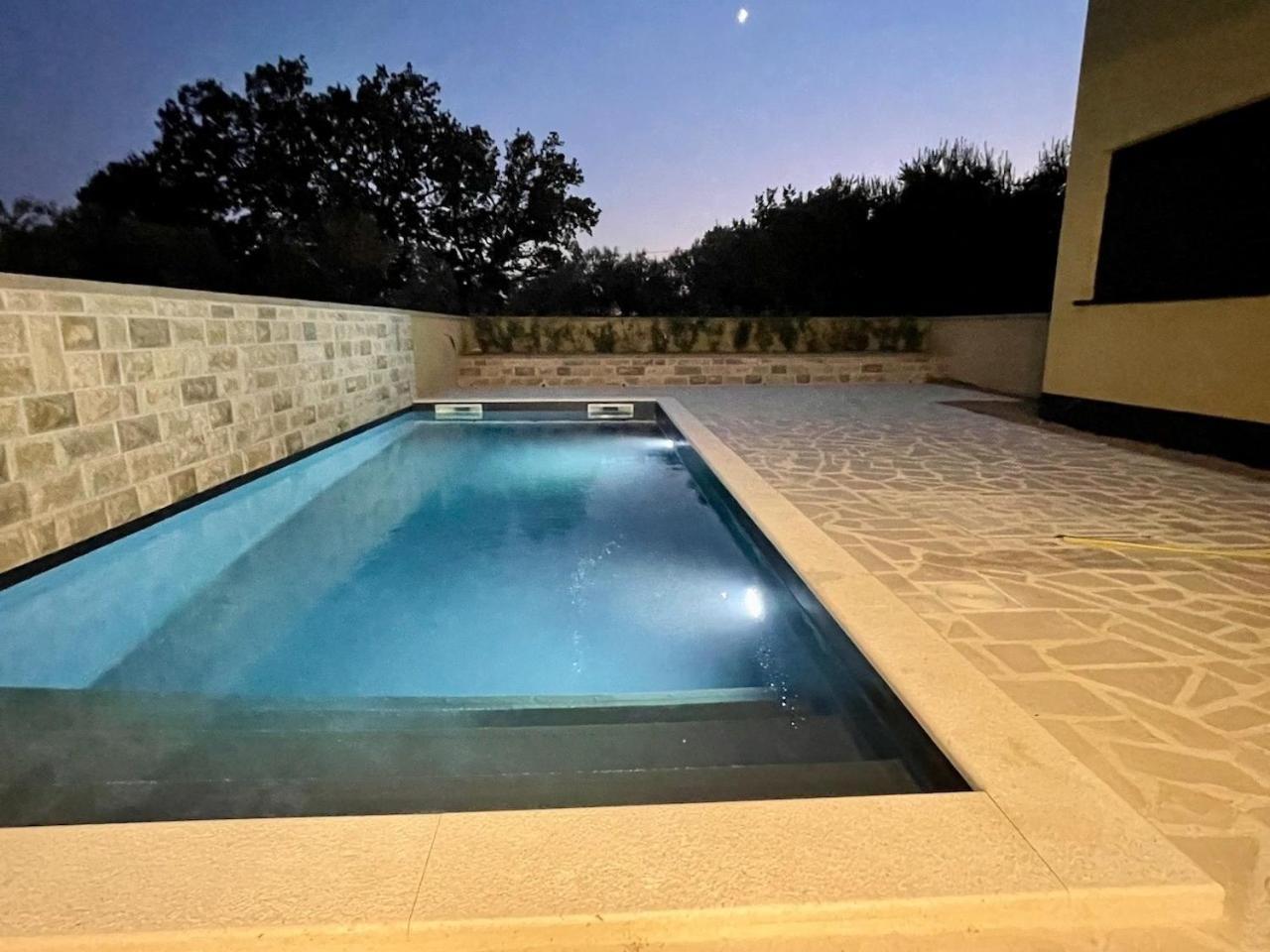 Ferienwohnung Mit Beheiztem Pool, 60 M Vom Strand Maslenica Zewnętrze zdjęcie